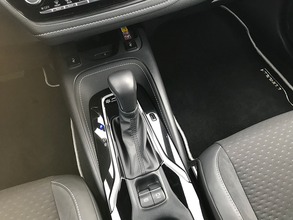 Prueba Toyota Corolla Touring Sports 200h más que un familiar al uso