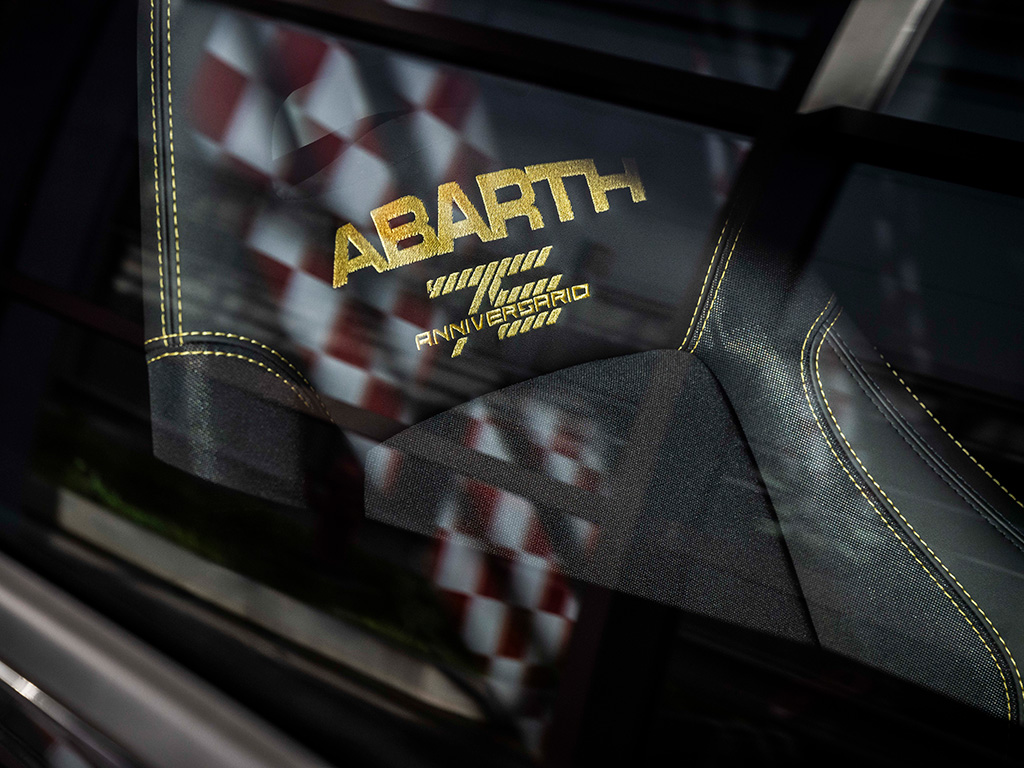 Nuevo ABARTH 695 75° Anniversario