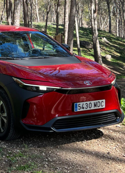 A prueba el nuevo Toyota BZ4X