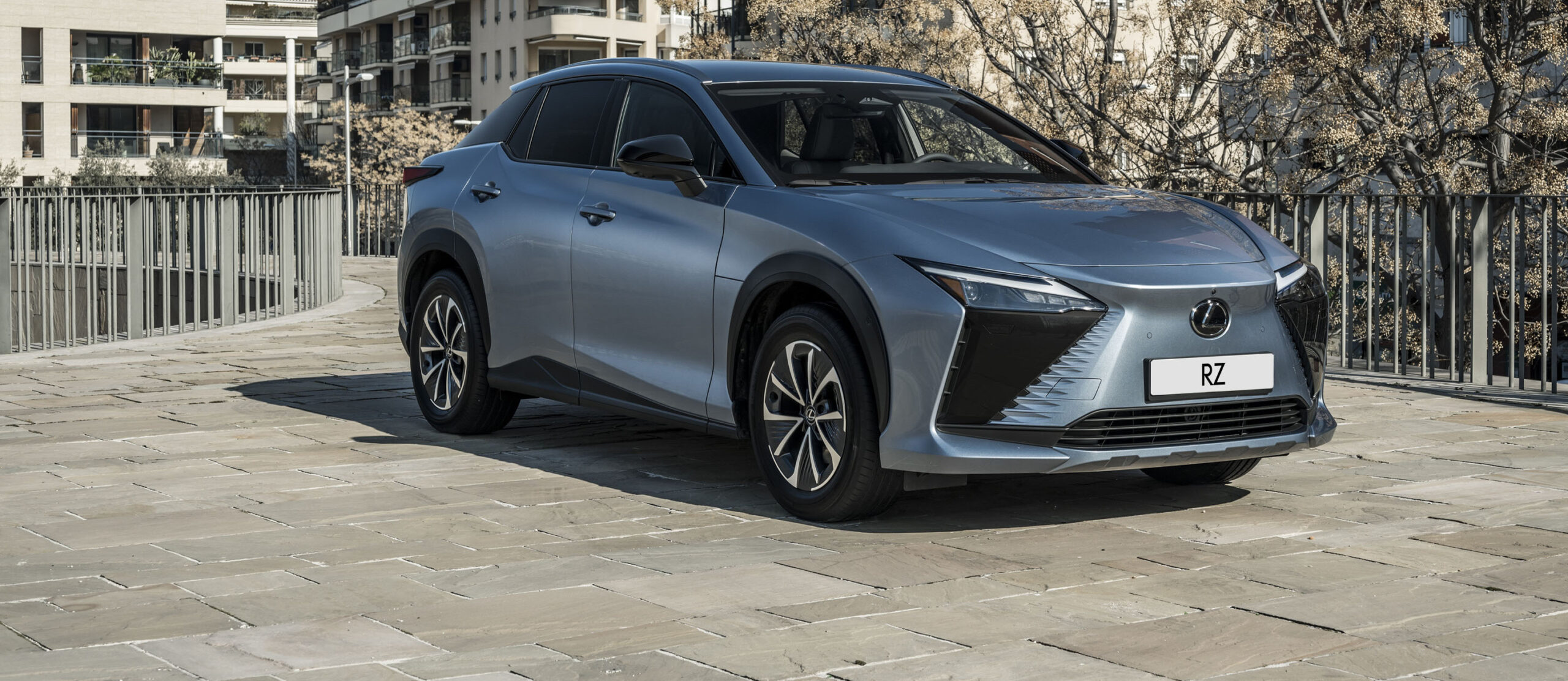 Nuevo Lexus RZ 300e