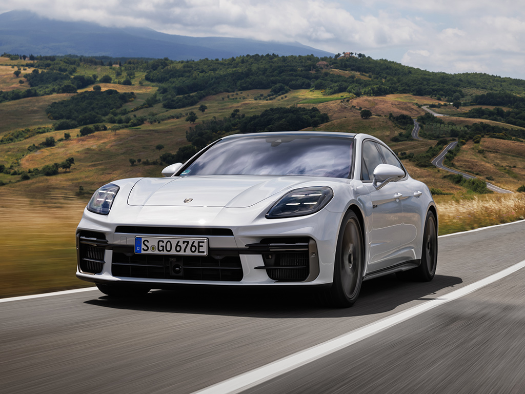 Nuevos Panamera Turbo S e-Hybrid y Panamera GTS