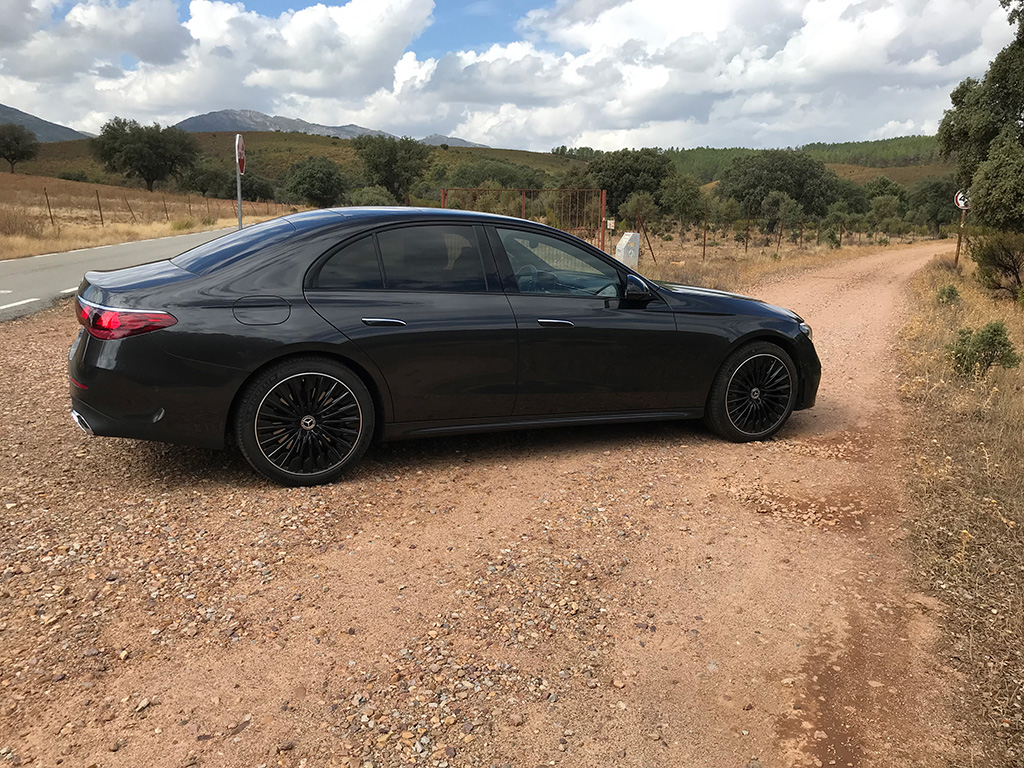 Mercedes-Benz Clase E 300e mucho más que un híbrido enchufable