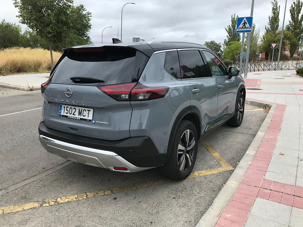 Prueba Nissan X-Trail SUV, hasta 7 plazas y autorrecargable
