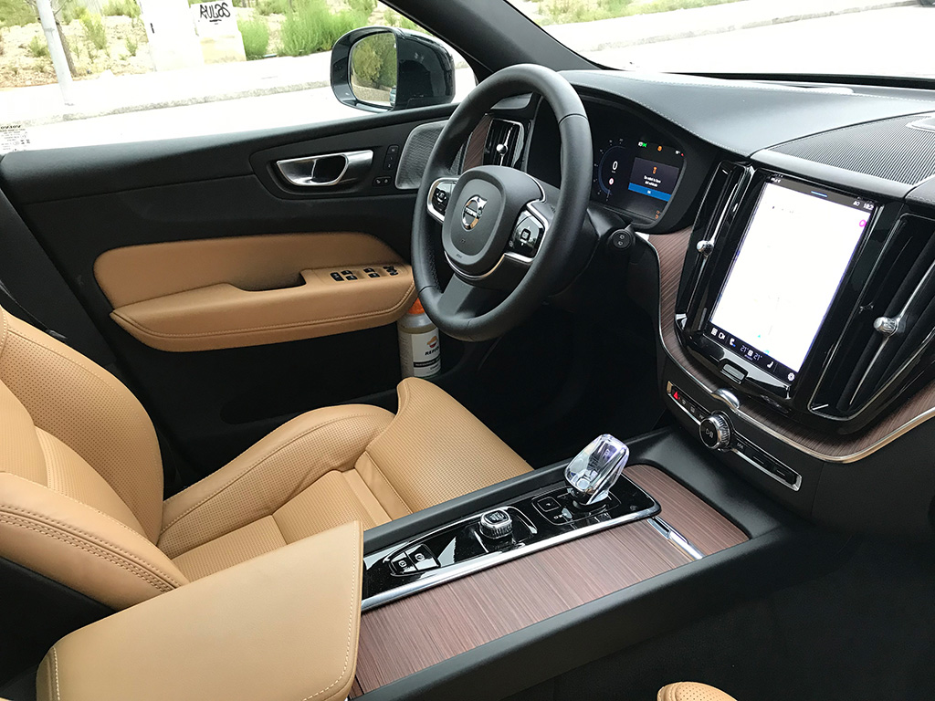 Volvo XC60 T6 AWD, el SUV Premium ahora híbrido enchufable