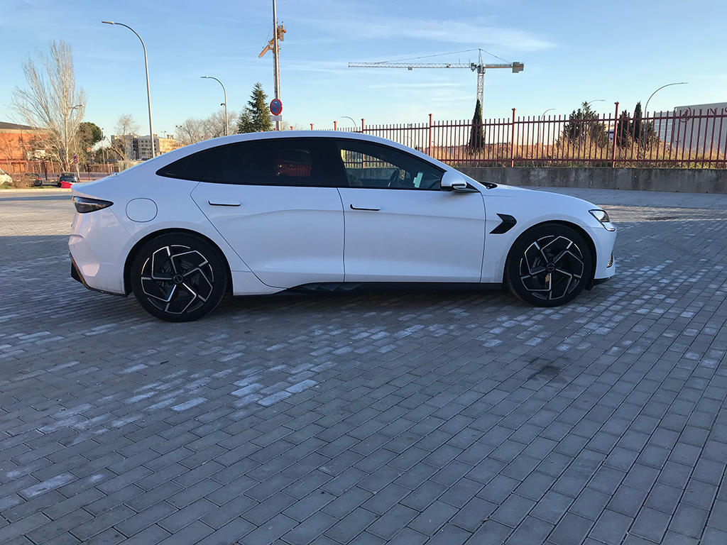 Prueba BYD Seal Design la berlina 100% eléctrica para viajar sin preocupaciones
