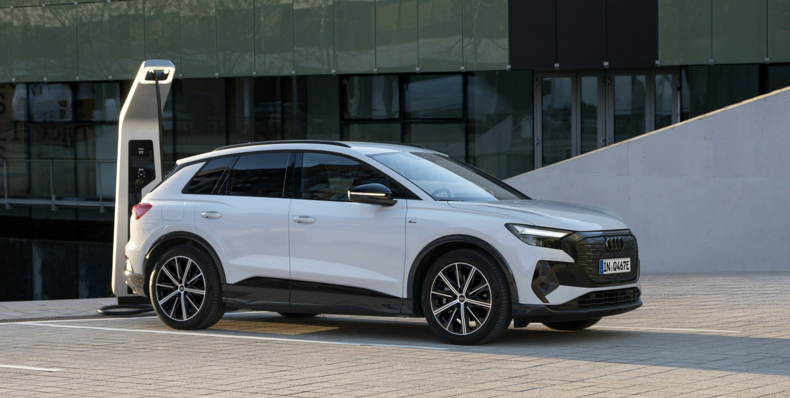 AUDI Q4 40 e-Tron
