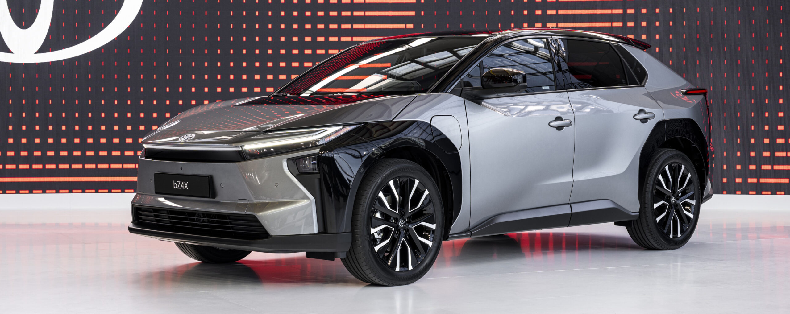 El Toyota bZ4X se actualiza