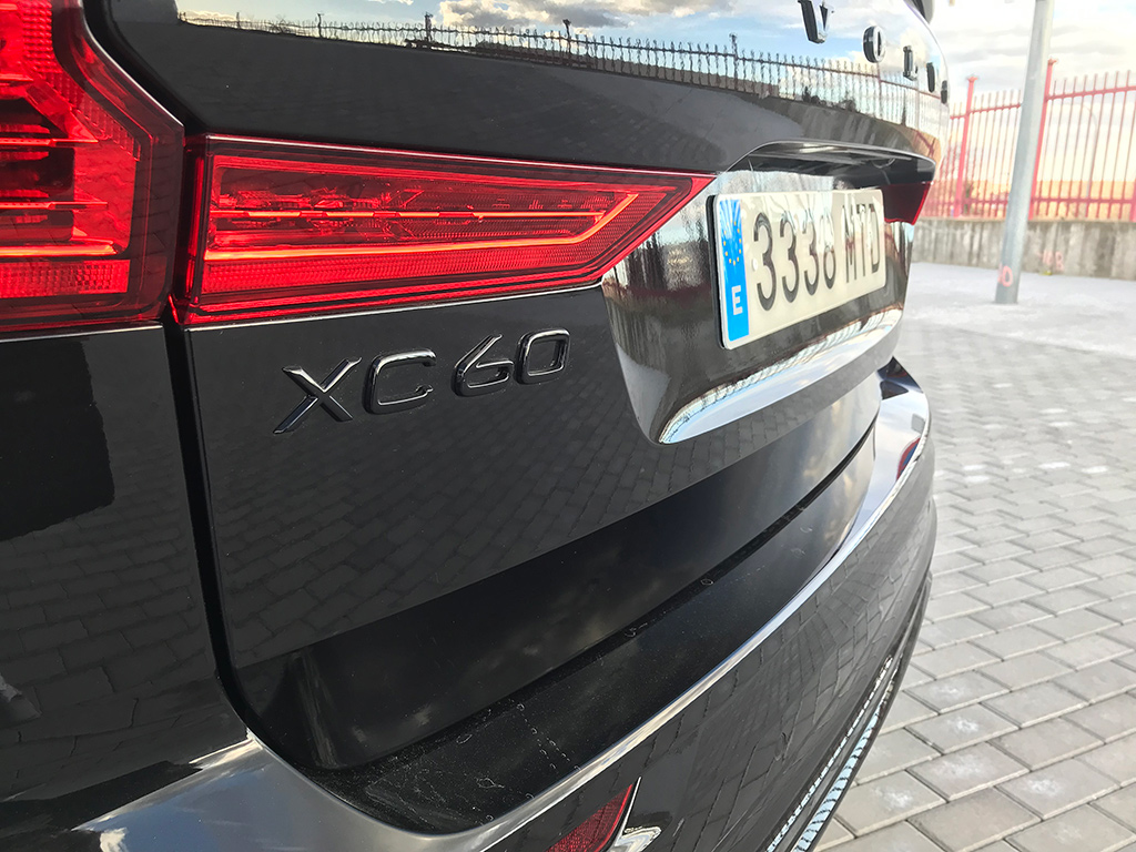 Prueba Volvo XC60 Black Edition no pasa desapercibido
