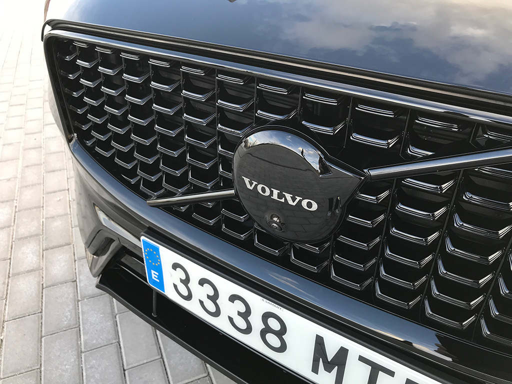 Prueba Volvo XC60 Black Edition no pasa desapercibido