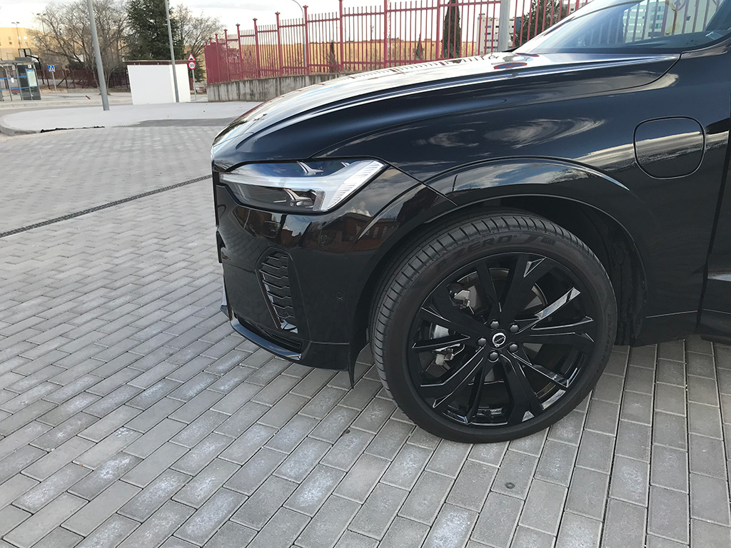 Prueba Volvo XC60 Black Edition no pasa desapercibido
