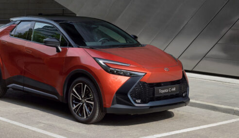 Toyota C-HR Plug-In Hybrid 2025