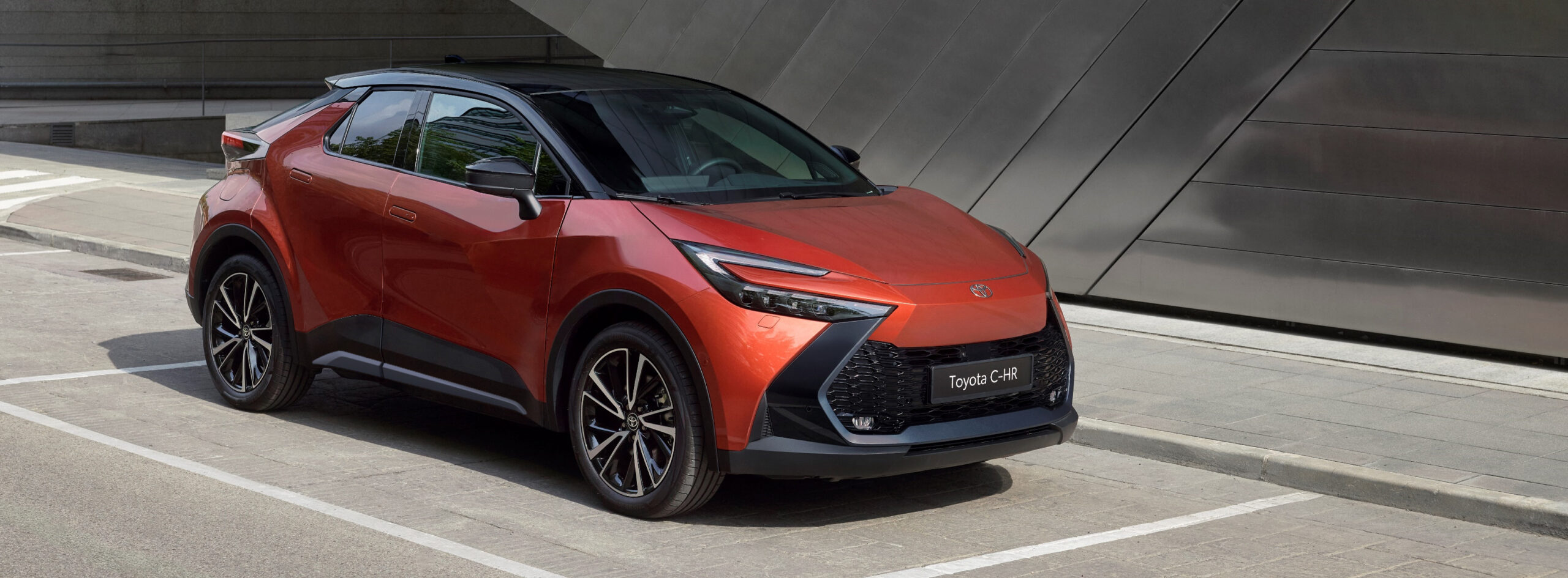 Toyota C-HR Plug-In Hybrid 2025