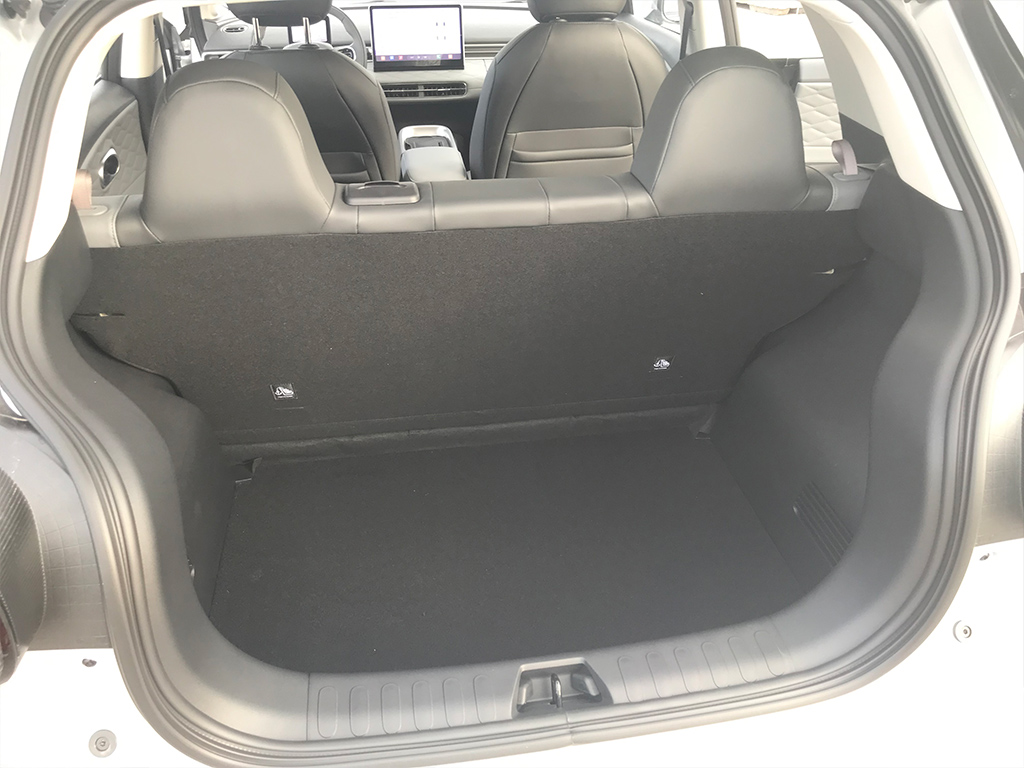 Prueba Dongfeng BOX el urbano eléctrico con 310 km de autonomía