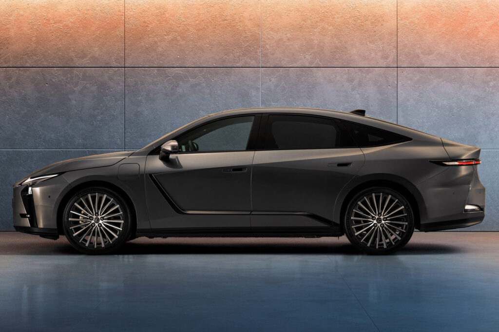 Nuevo Lexus ES