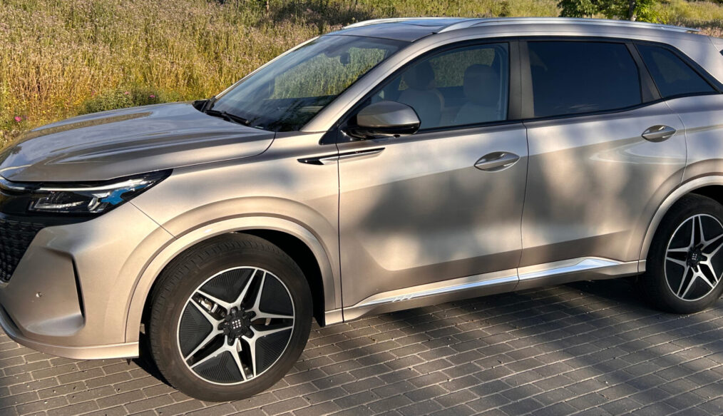 Prueba DFSK E5 hasta 7 plazas y PHEV