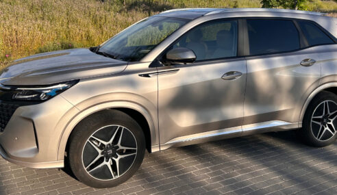 Prueba DFSK E5 hasta 7 plazas y PHEV