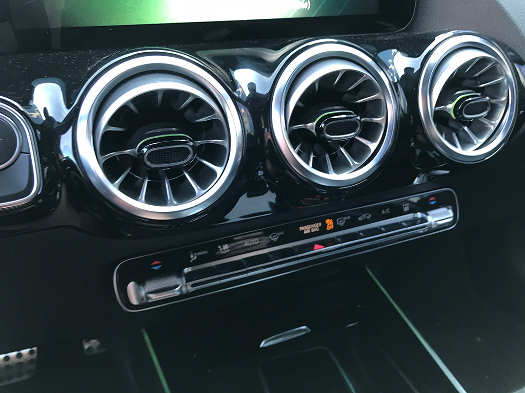 Prueba nuevo Mercedes EQA 250+ AMG Night EDITION