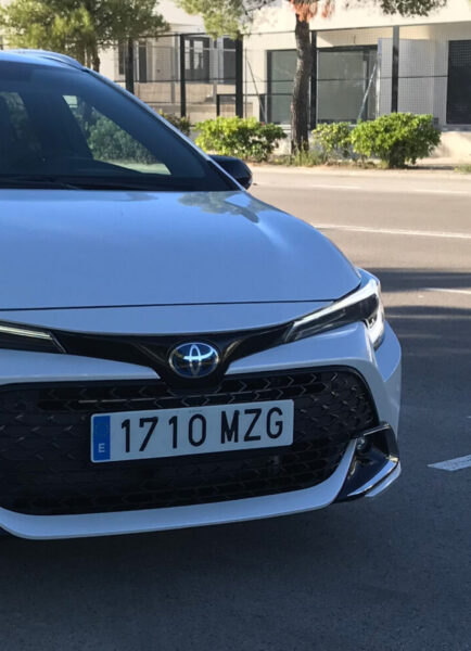Prueba Toyota Corolla Touring Sports