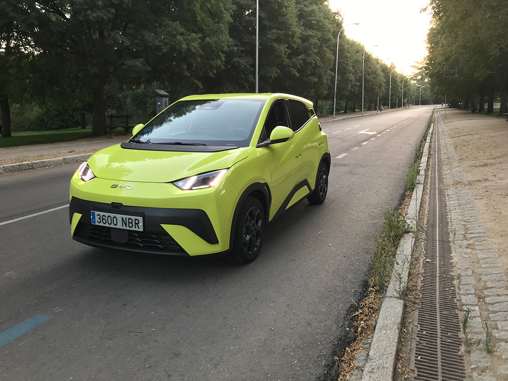 Prueba BYD Dolphin Surf el compacto eléctrico más económico