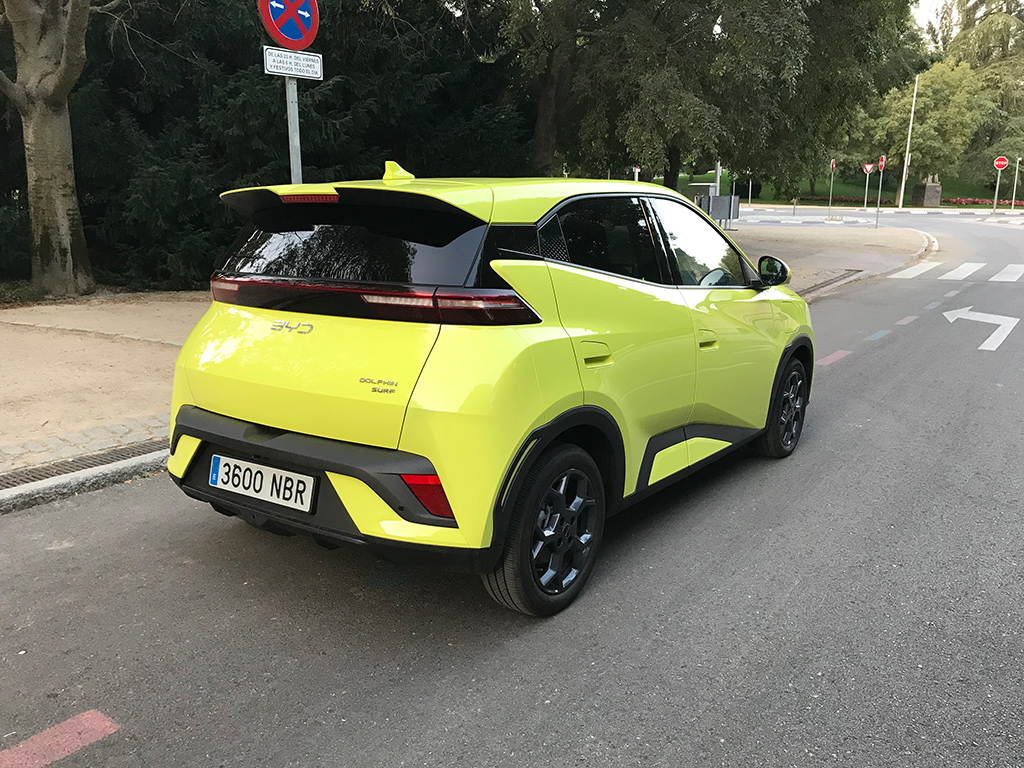 Prueba BYD Dolphin Surf el compacto eléctrico más económico