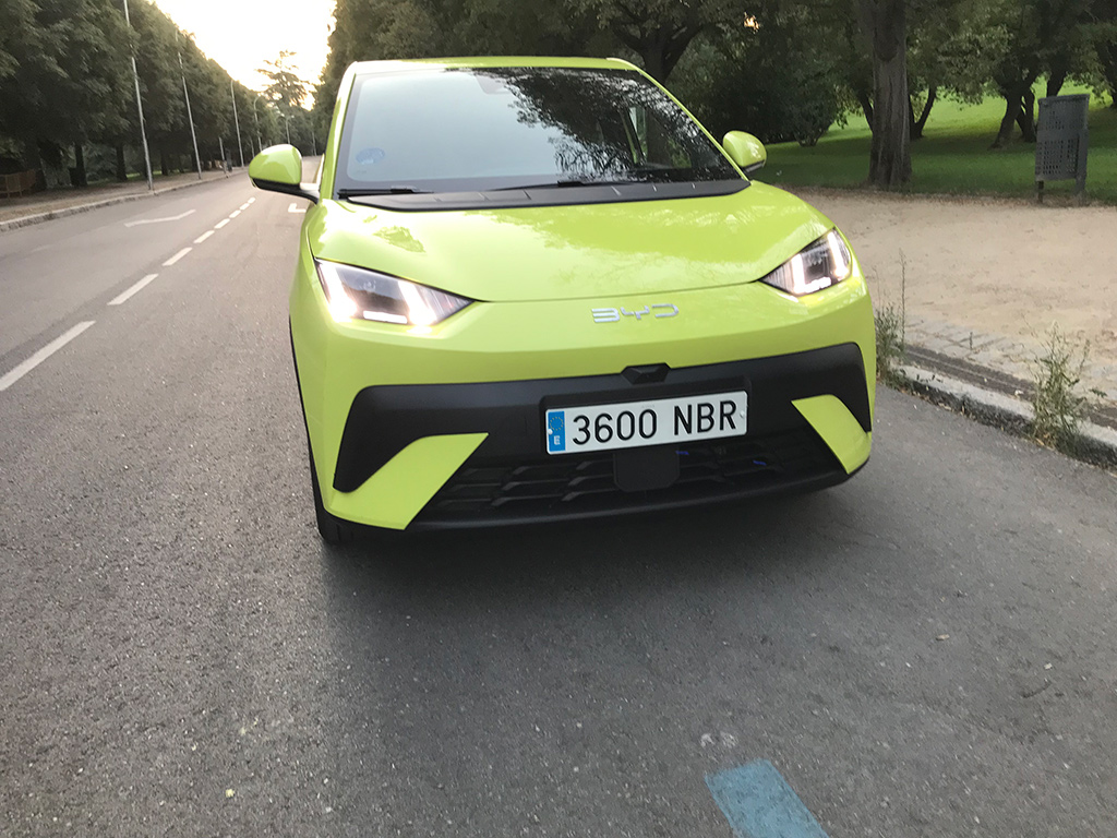 Prueba BYD Dolphin Surf el compacto eléctrico más económico