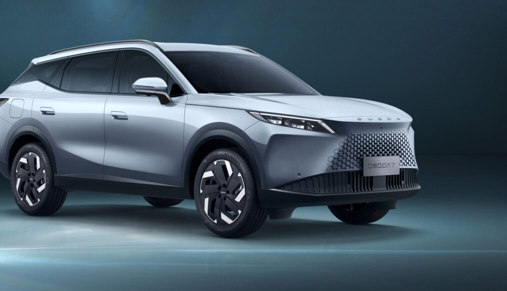 El nuevo OMODA 7 estrena el aparcamiento autonómo