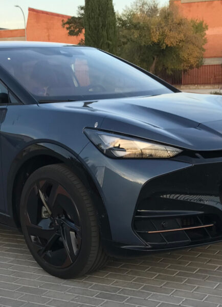 Prueba CUPRA Tavascan, No Drivers, No CUPRA