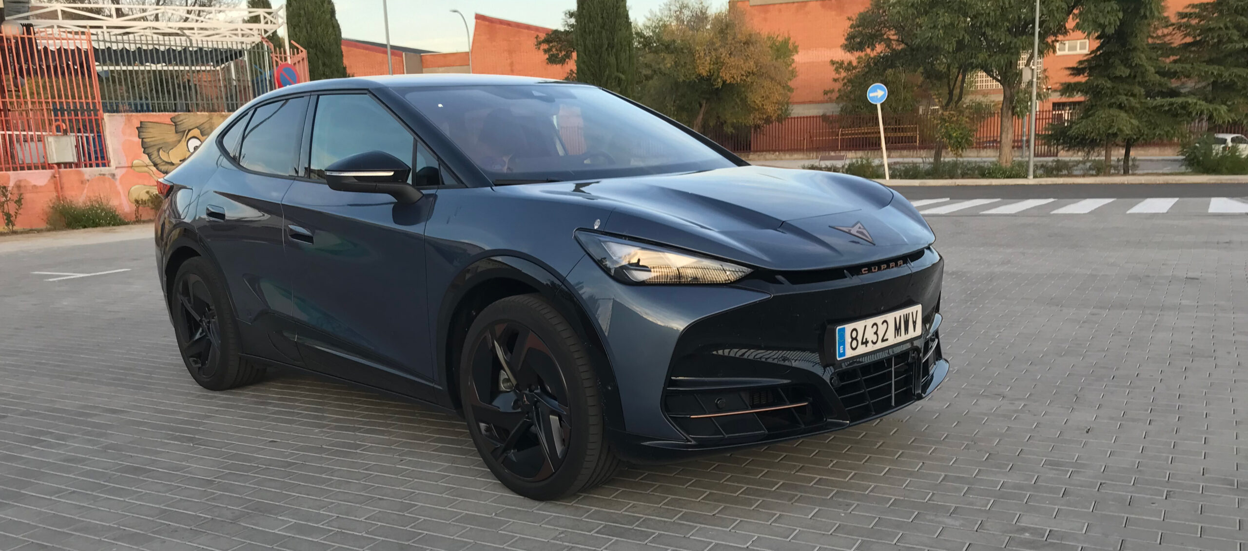 CUPRA Tavascan, No Drivers, No CUPRA