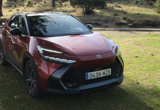 Prueba Toyota C-HR HEV el híbrido, del SUV compacto de más éxito
