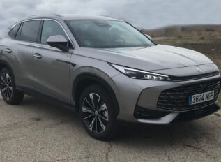 El nuevo MG HS Hybrid+ a prueba