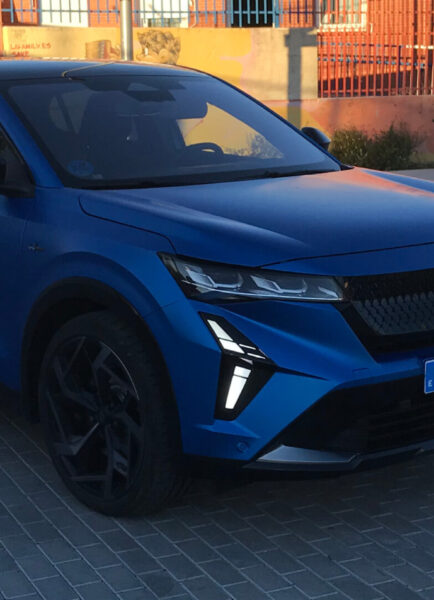 Prueba Renault Rafale hybrid E-Tech 4X4 300 CV- 221KW enchufable