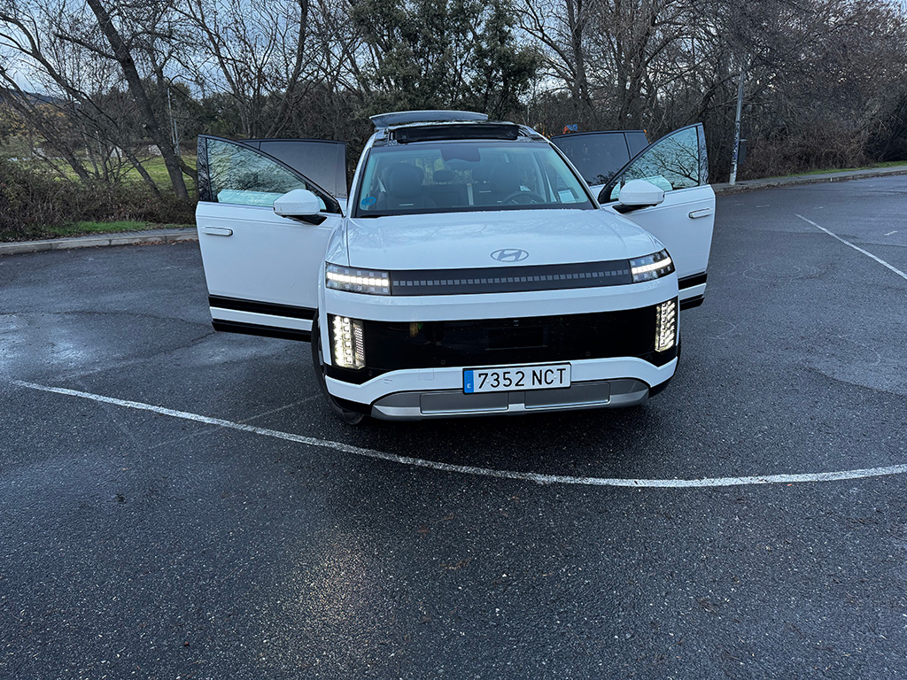 A prueba el nuevo Hyundai IONIQ 9, el buque insignia, 100% eléctrico