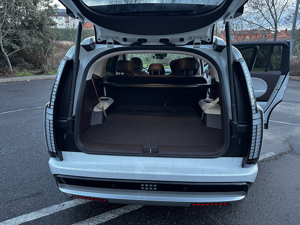 A prueba el nuevo Hyundai IONIQ 9, el buque insignia, 100% eléctrico