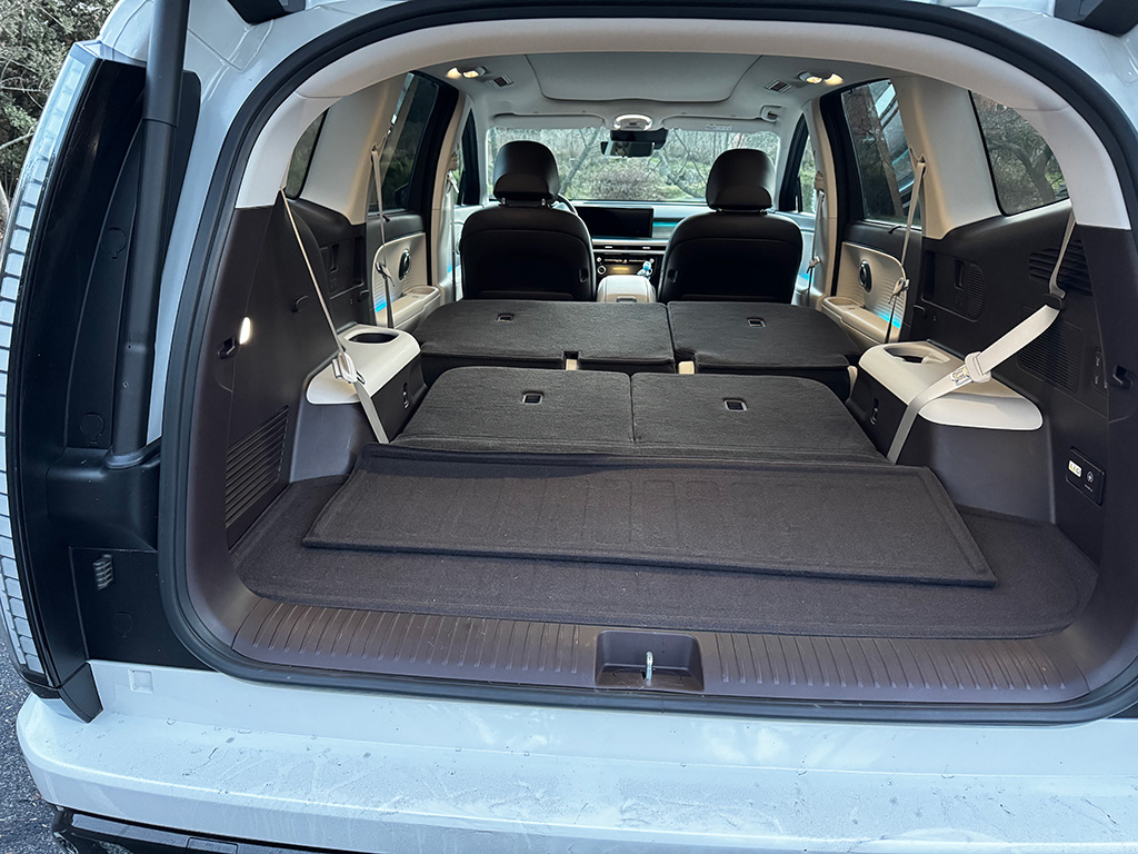 A prueba el nuevo Hyundai IONIQ 9, el buque insignia, 100% eléctrico