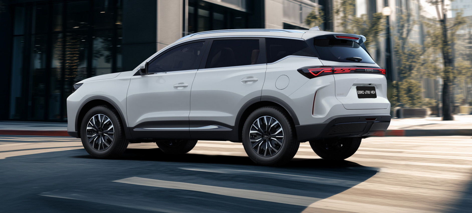 Nuevo EBRO S700 HEV