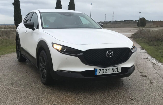 A prueba el nuevo Mazda CX-30 2.5 litros 140 CV