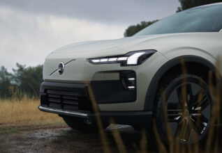 Volvo EX30 y EX60 Cross Country