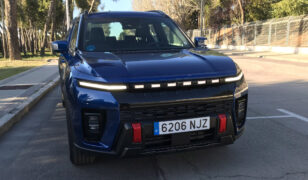 ¡PRIMICIA! A prueba el nuevo KGM MUSSO EVX