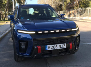 ¡PRIMICIA! A prueba el nuevo KGM MUSSO EVX