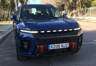 ¡PRIMICIA! A prueba el nuevo KGM MUSSO EVX