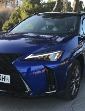 A prueba el Lexus UX 300h I Compacto muy premium