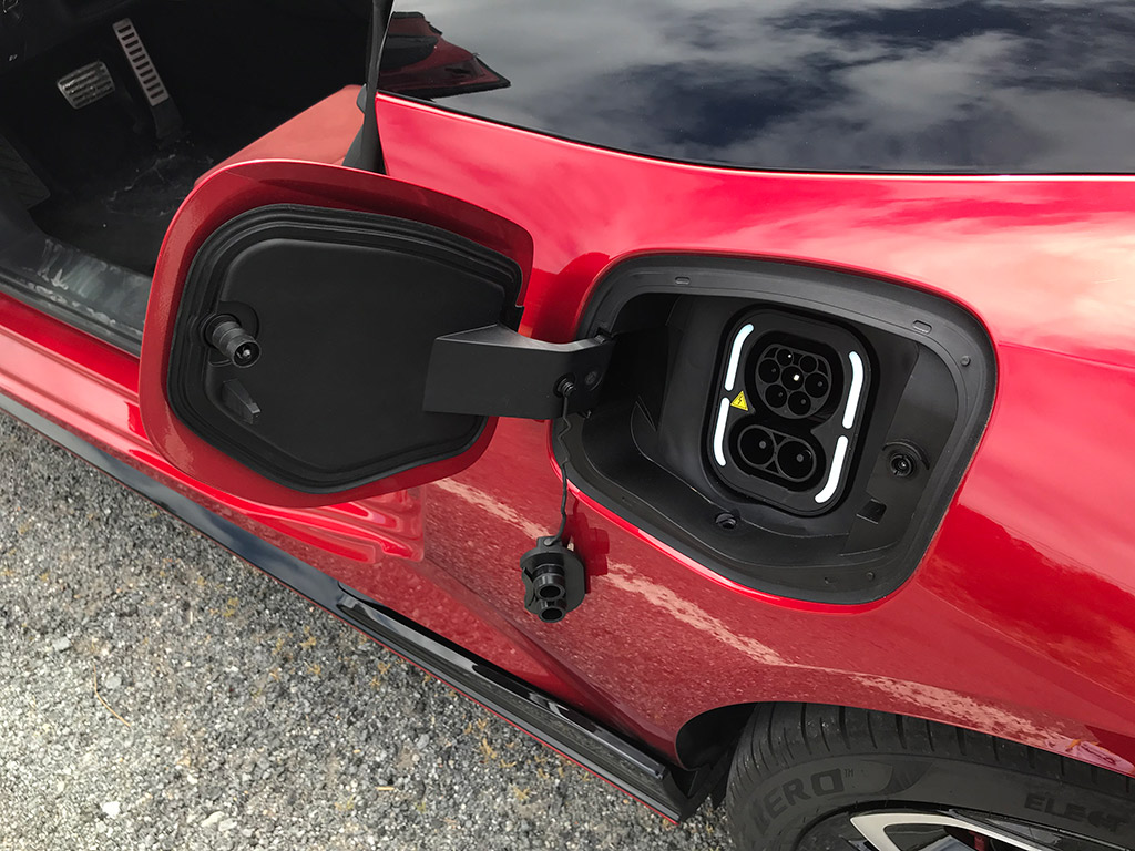 MG Cyberster, el súper deportivo 100% eléctrico a prueba