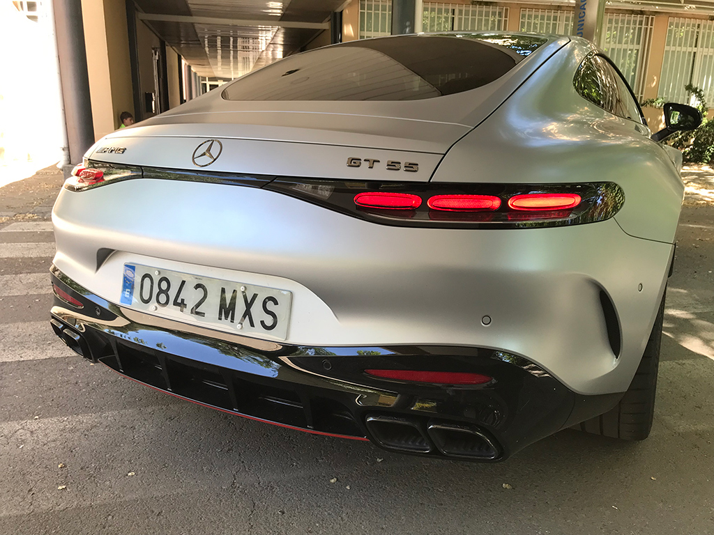 A prueba el Mercedes-AMG GT Coupé 55, no deja indiferente a nadie