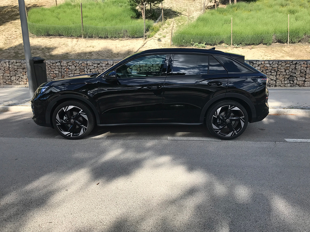Nuevo Volkswagen T-Roc R-Line 1.5 eTSI 150 CV DSG a prueba