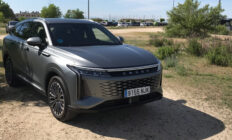 OMODA 9 PHEV I A prueba el buque insignia
