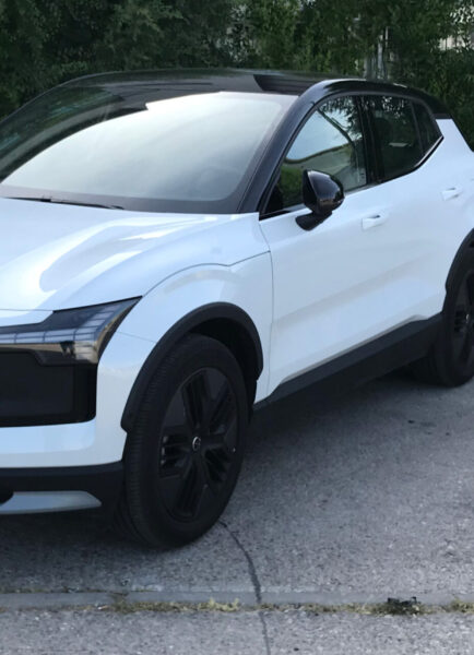 Volvo EX30 Twin Performance Cross Country I Prueba
