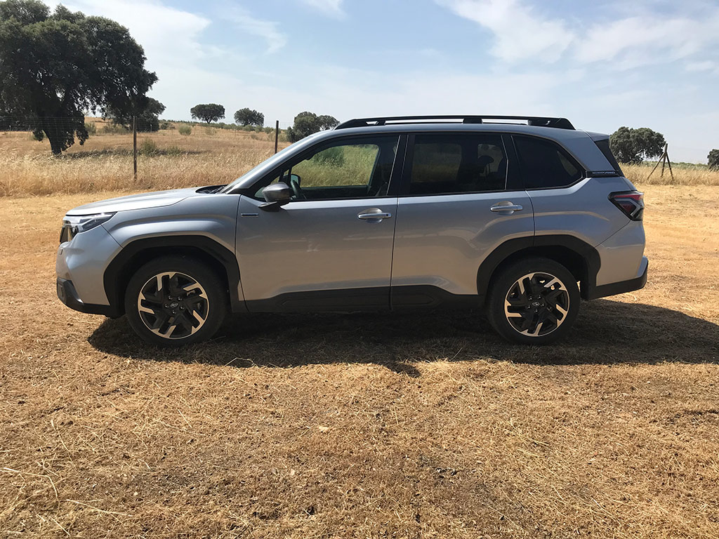 A prueba el Subaru Forester Hybrid