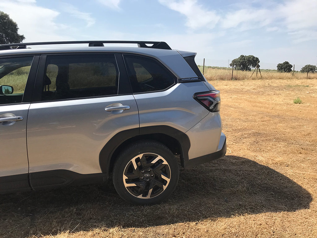 A prueba el Subaru Forester Hybrid