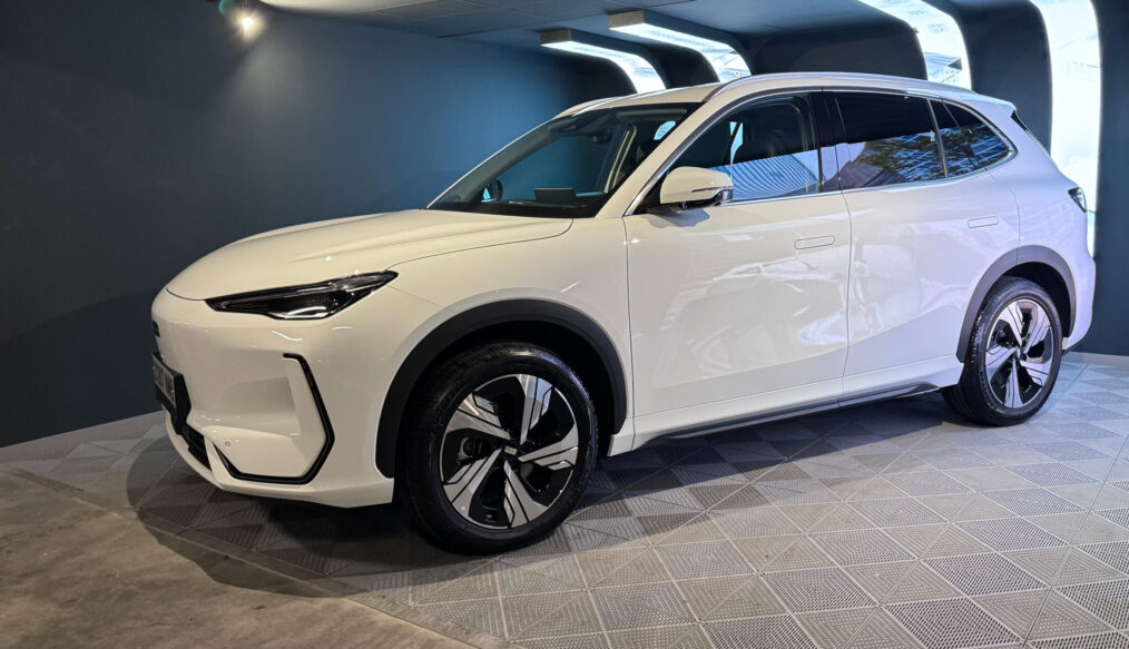 Nuevo GEELY E5 I Prueba y review