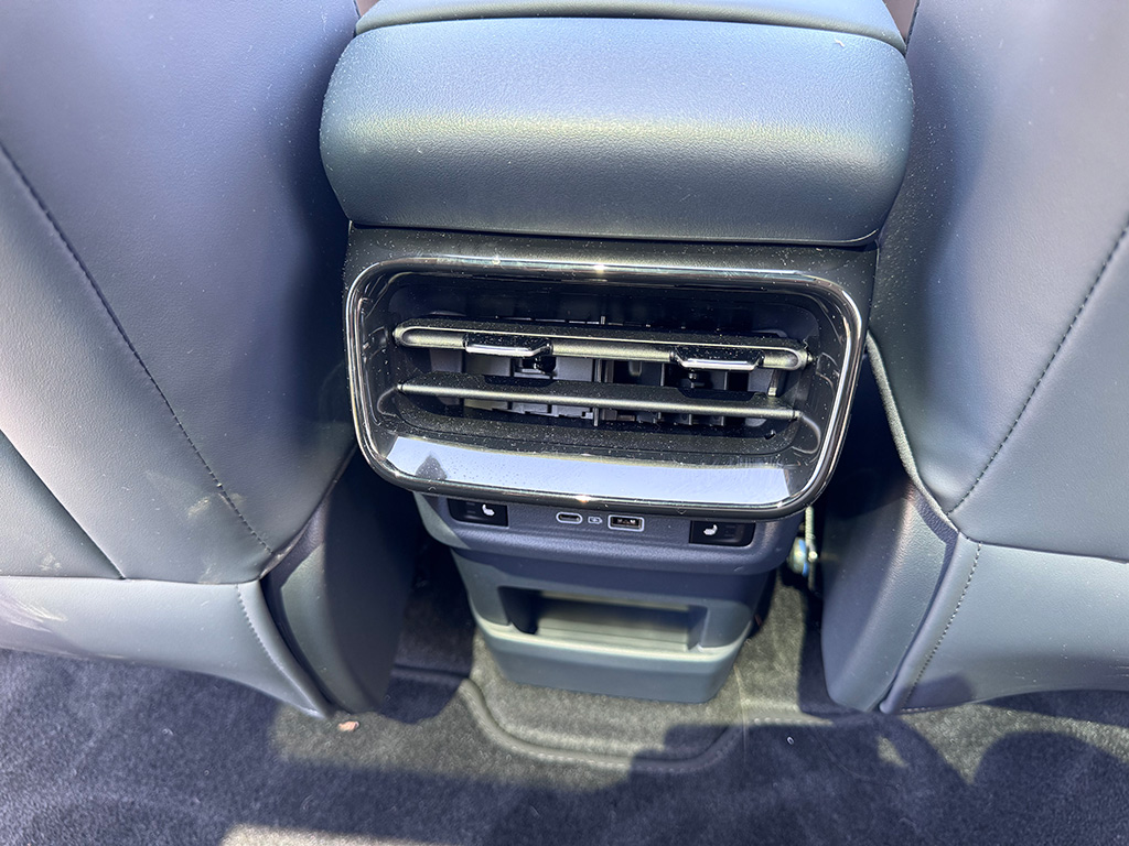 Nuevo GEELY E5 I Prueba y review